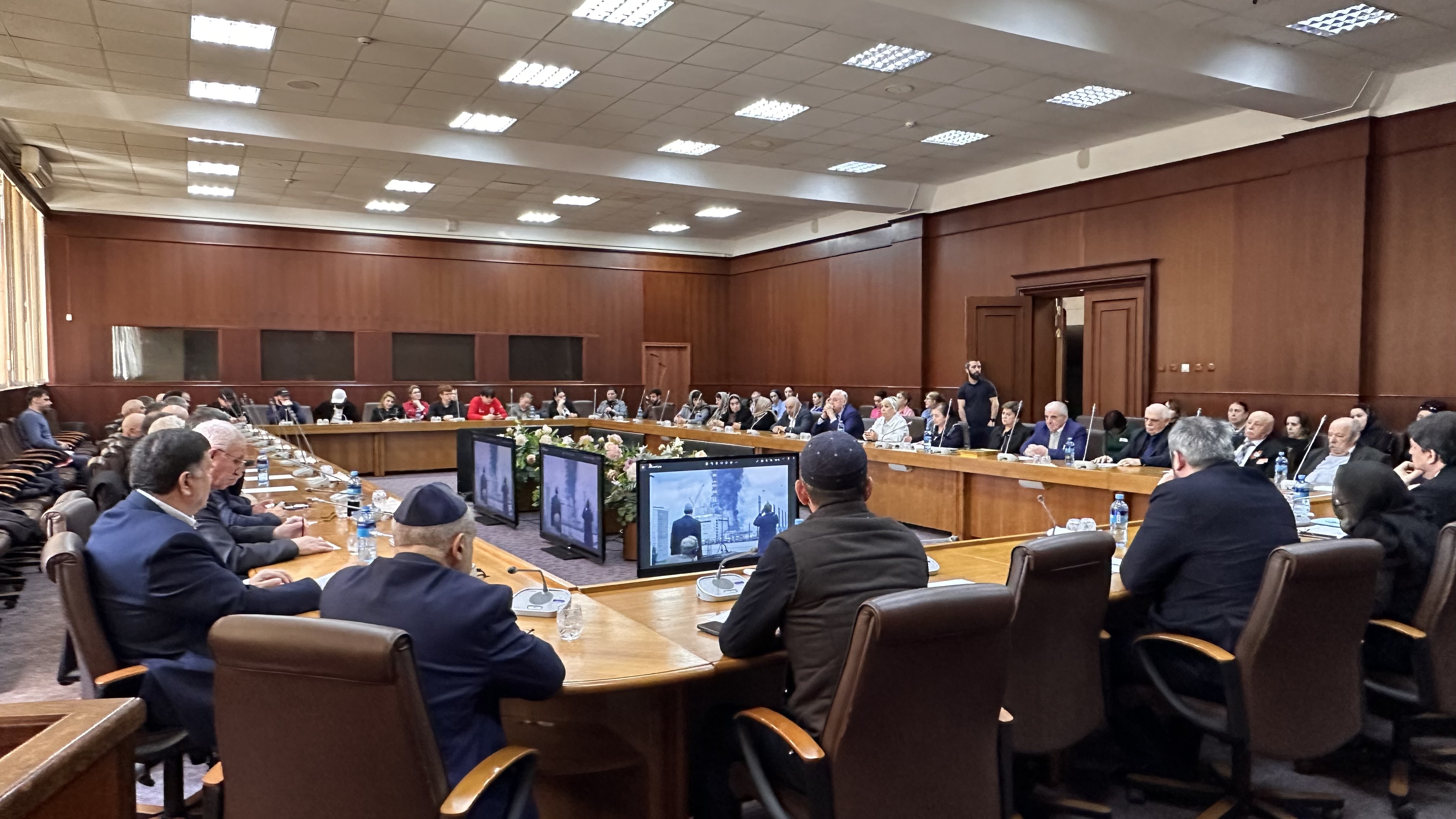 Память о ликвидаторах жива. В Махачкале обсудили последствия аварии на Чернобыльской АЭС